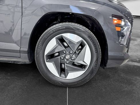 Used 2024 Hyundai Kona SEL FWD image 35