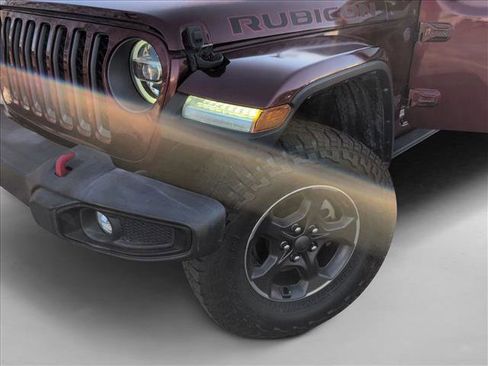 Used 2021 Jeep Gladiator Rubicon image 2