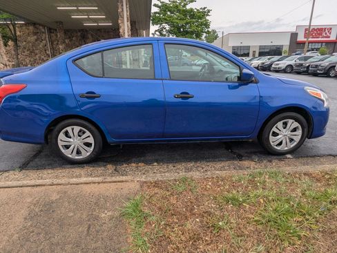 Used 2017 Nissan Versa S Plus FWD image 8