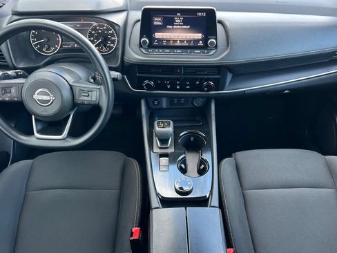 Used 2024 Nissan Rogue S AWD/4WD image 10