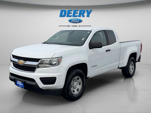 Used 2017 Chevrolet Colorado W/T image 3