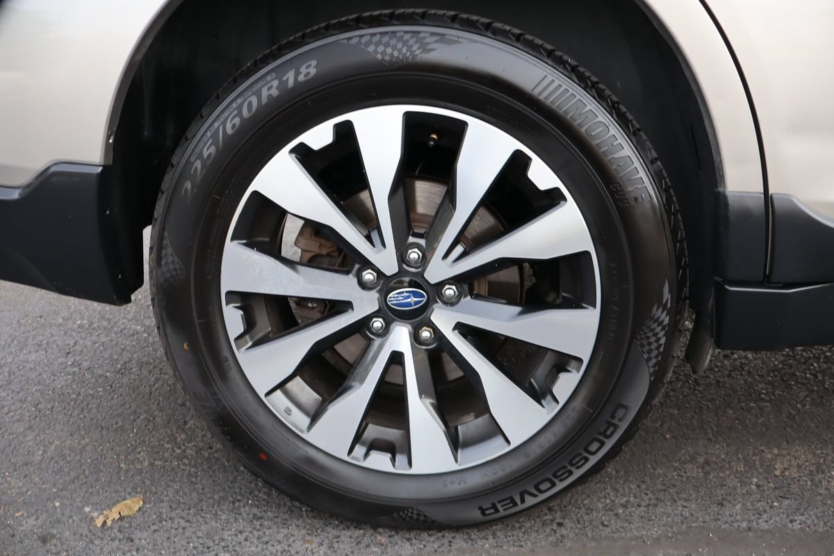 Used 2016 Subaru Outback 2.5i Limited AWD/4WD image 44