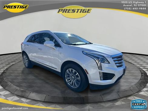 Used 2017 Cadillac XT5 Luxury w/ Driver Awareness Package image 3