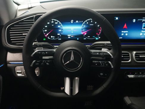 New 2026 Mercedes-Benz GLS 450 4MATIC image 19
