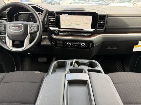 New 2026 GMC Sierra 1500 Elevation w/ X31 Off-Road Package AWD/4WD image 9