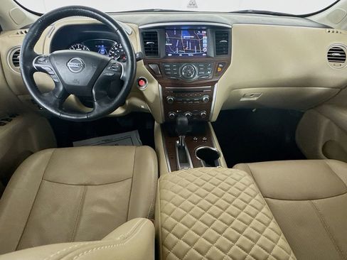 Used 2020 Nissan Pathfinder Platinum w/ Cargo Package image 28