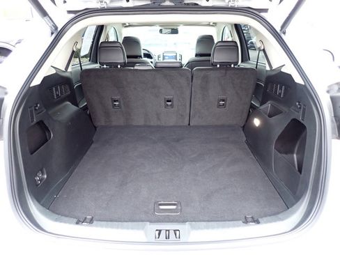 Certified 2022 Ford Edge SEL w/ Convenience Package image 6