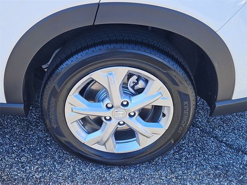 Certified 2025 Honda HR-V LX image 8