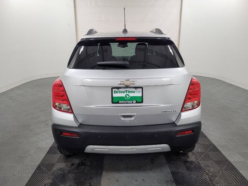 Used 2016 Chevrolet Trax LT w/ LT Convenience Package image 6
