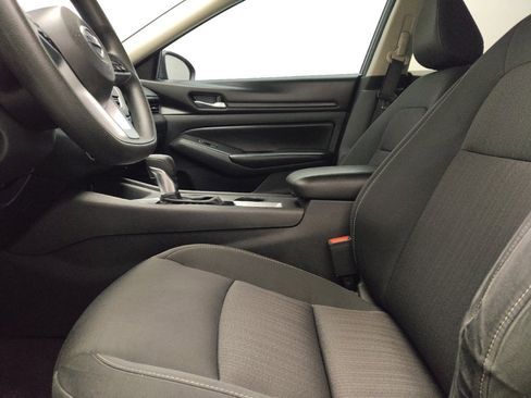 Used 2021 Nissan Altima 2.5 S FWD image 17