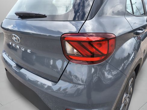 New 2026 Hyundai Venue SEL FWD image 33