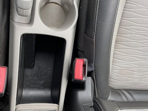 Used 2016 Buick Encore FWD image 36