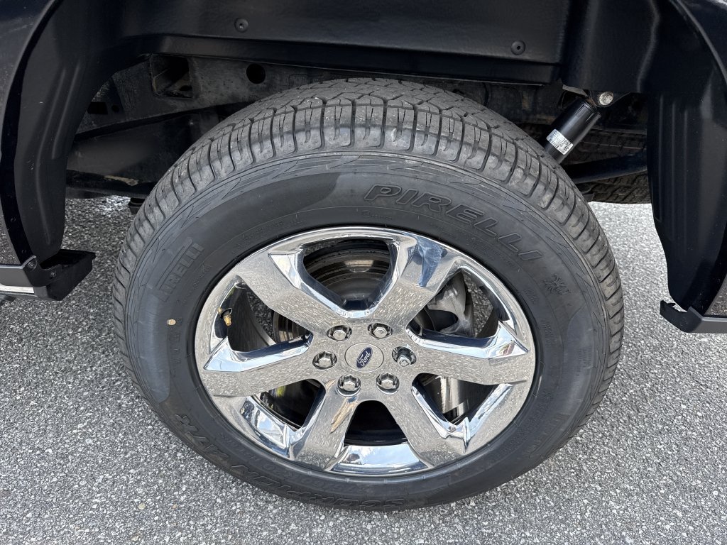Used 2023 Ford F150 Lariat w/ Equipment Group 502A High AWD/4WD image 18