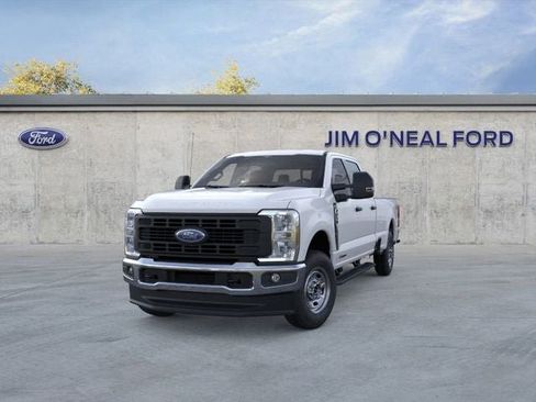 New 2026 Ford F250 XL image 2