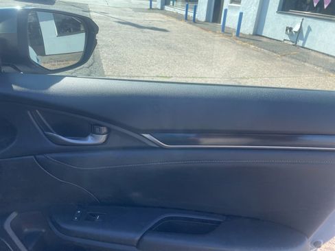 Used 2021 Honda Civic Sport Touring image 28
