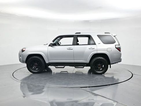 Used 2023 Toyota 4Runner SR5 Premium w/ Moonroof Package image 7