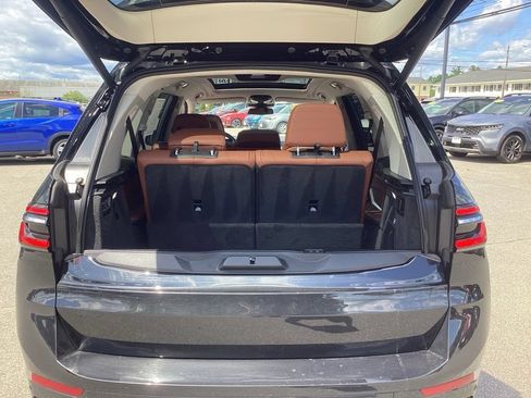 Used 2026 BMW X7 xDrive40i AWD/4WD image 9