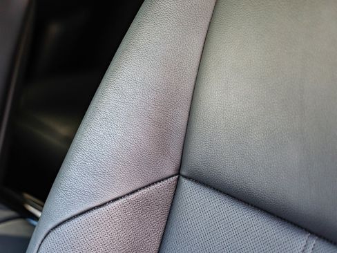 Used 2026 Land Rover Range Rover Velar Dynamic SE image 25