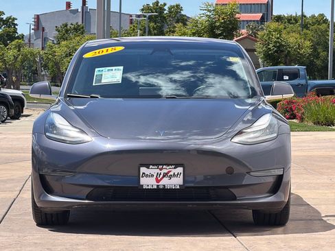Used 2018 Tesla Model 3 Long Range AWD/4WD image 10