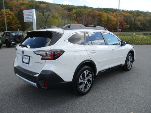 Used 2020 Subaru Outback Limited image 5