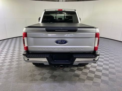 Used 2017 Ford F250 Lariat w/ Lariat Ultimate Package image 5
