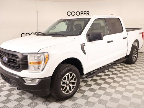 Used 2022 Ford F150 XL w/ Equipment Group 101A High AWD/4WD image 9