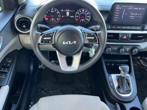 Used 2023 Kia Forte LXS w/ LXS Technology Package image 14