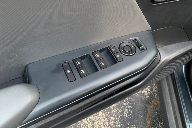 Used 2025 Kia K4 FWD image 12
