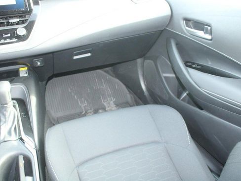 Certified 2024 Toyota Corolla SE w/ SE Package image 14