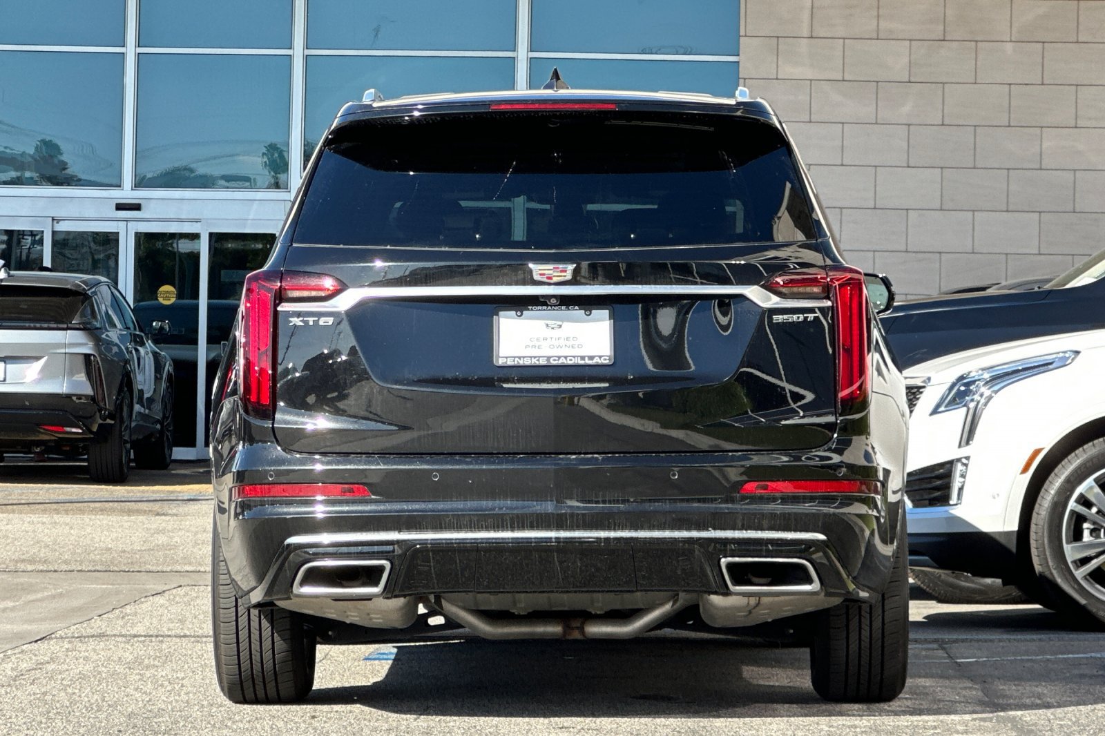 Used 2024 Cadillac XT6 Luxury FWD image 5