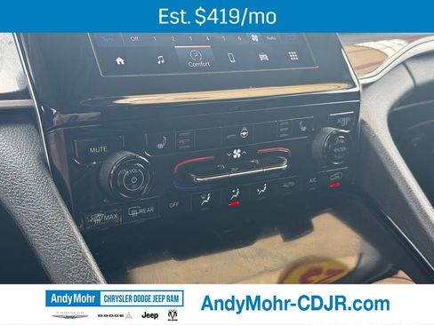 Used 2023 Jeep Grand Cherokee L Laredo w/ Luxury Tech Group I AWD/4WD image 23