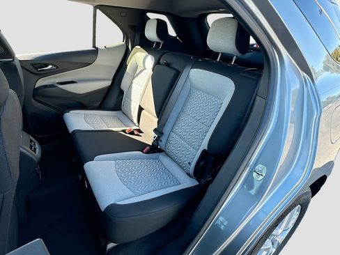 Used 2023 Chevrolet Equinox LS w/ LS Convenience Package image 22