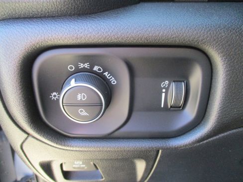 Used 2022 RAM 1500 Big Horn image 29