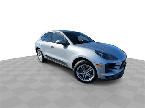 Used 2021 Porsche Macan S image 2