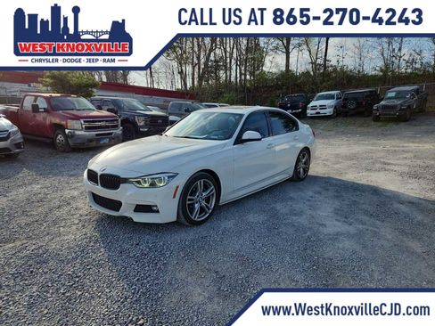 Used 2018 BMW 330i Sedan w/ M Sport Package image 1