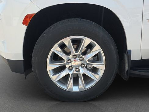 Used 2023 Chevrolet Tahoe Premier AWD/4WD image 4