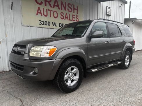 Used 2006 Toyota Sequoia SR5 image 32