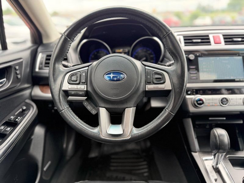 Used 2017 Subaru Outback 2.5i Limited AWD/4WD image 12