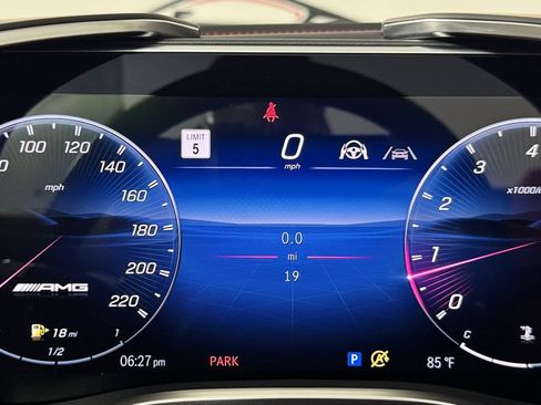 Used 2026 Mercedes-Benz SL 63 AMG 4MATIC image 21