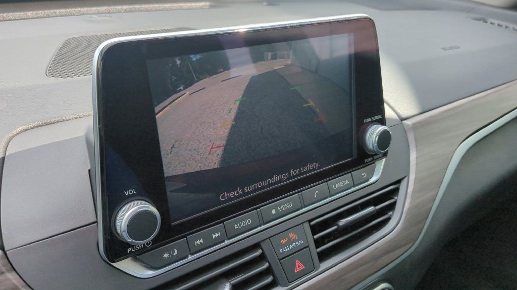 Certified 2025 Nissan Altima 2.5 SV FWD image 16
