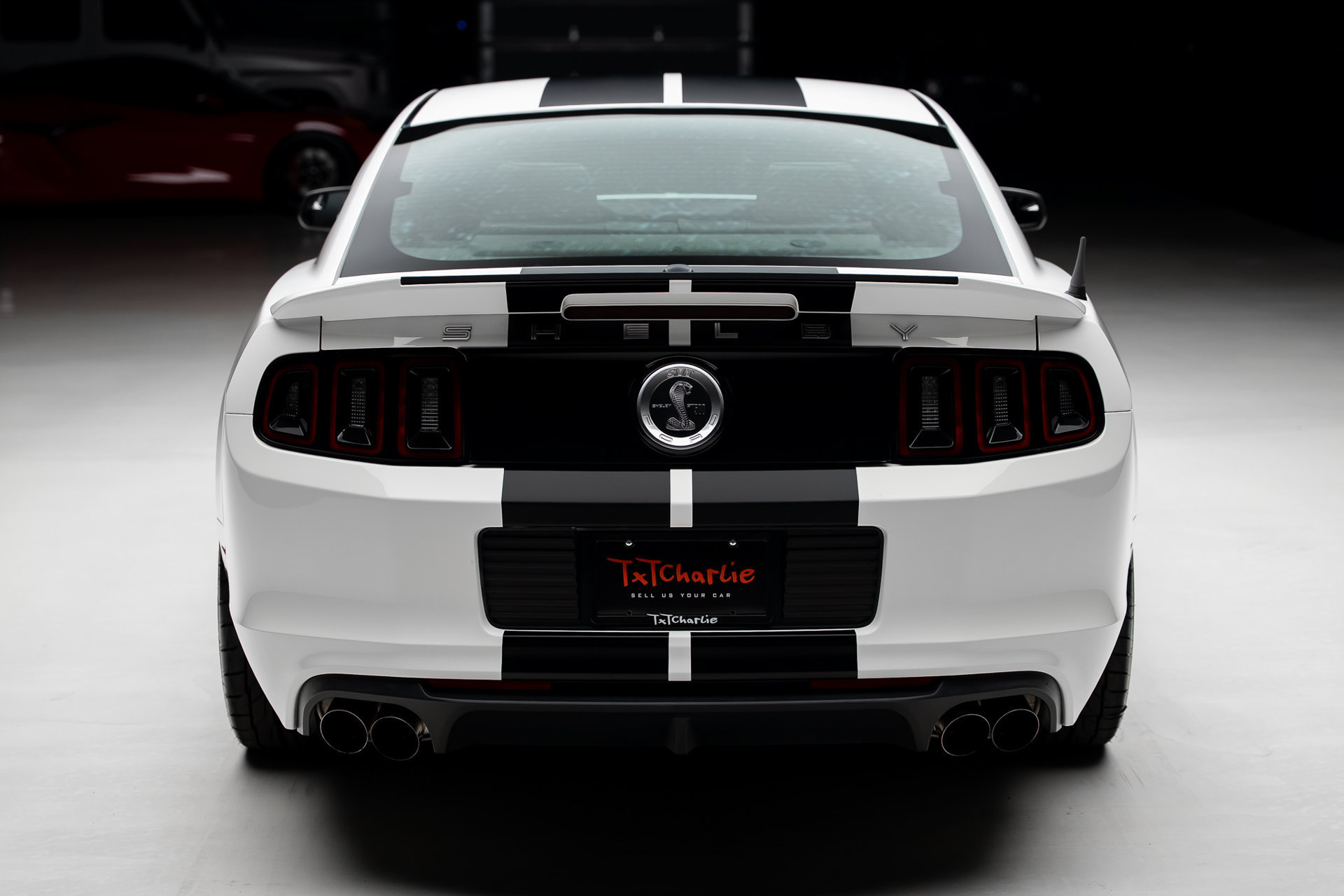 Used 2013 Ford Mustang Shelby GT500 RWD image 27