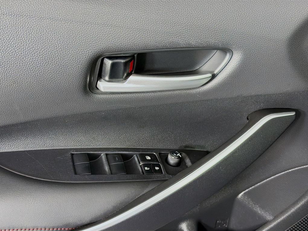 Used 2024 Toyota Corolla SE FWD image 23