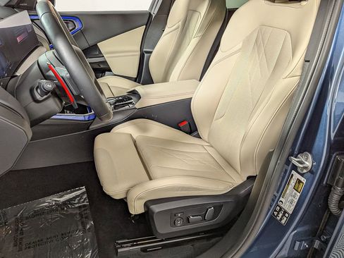 Used 2025 BMW X3 M50 w/ Premium Package image 17