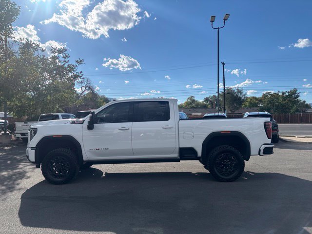 Used 2024 GMC Sierra 2500 AT4 w/ AT4 Premium Plus Package AWD/4WD image 5