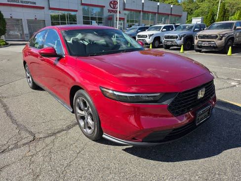 Used 2023 Honda Accord EX image 3