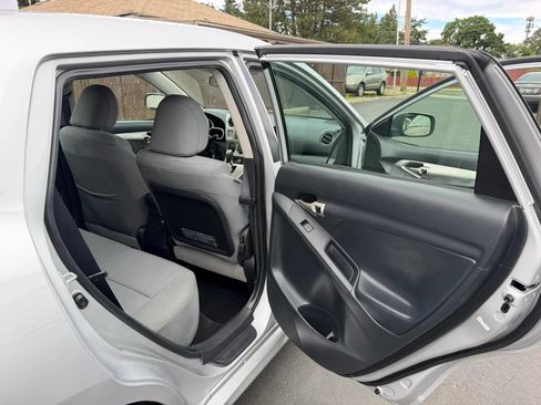 Used 2009 Toyota Matrix S FWD image 12