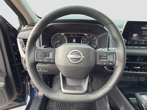 Used 2026 Nissan Rogue SV image 33