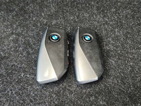 Used 2024 BMW i5 eDrive40i w/ Premium Package image 60