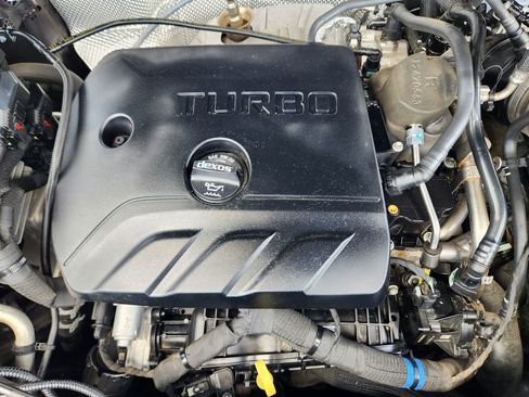Used 2023 Chevrolet TrailBlazer RS w/ Convenience Package FWD image 30