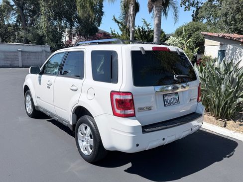 Used 2009 Ford Escape Limited FWD image 3